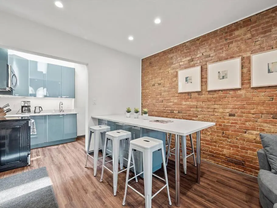Luxury And Stylish 2Bedroom Apartment On Carson, South Flats, Питтсбург