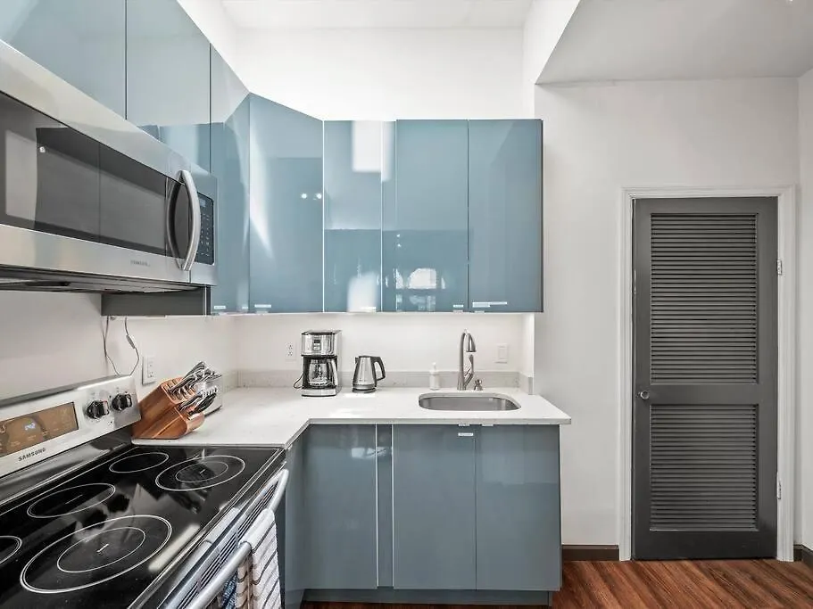 Luxury And Stylish 2Bedroom Apartment On Carson, South Flats, Питтсбург 0*,  США